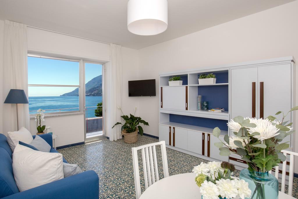 Angelina Apartments Amalfi Coast Maiori Exterior foto